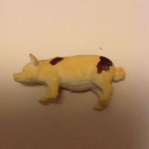 Figurine Petit Cochon Blanc Et Maron 