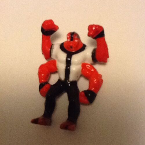Figurine Personnage Multi Bras Rouge Et Blanc