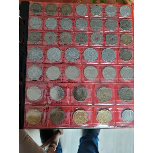 Classeur De Pieces De Françaises