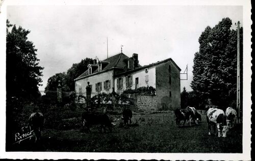 Carte Postale  De Saint-Jean Des Ollières  (Corrèze)  Maison De Retraite Des Vieillards