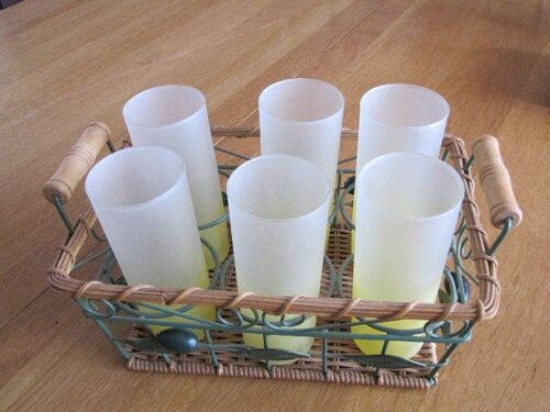 Lot De 6 Verres Dans Un Panier Osier/ Fer Forgé