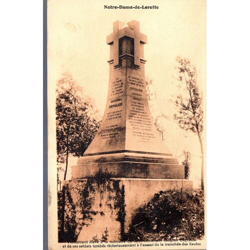 Carte Postale De Notre-Dame De Lorette (Pas De Calais) Monument À La Mémoire De Jacques Defrasse