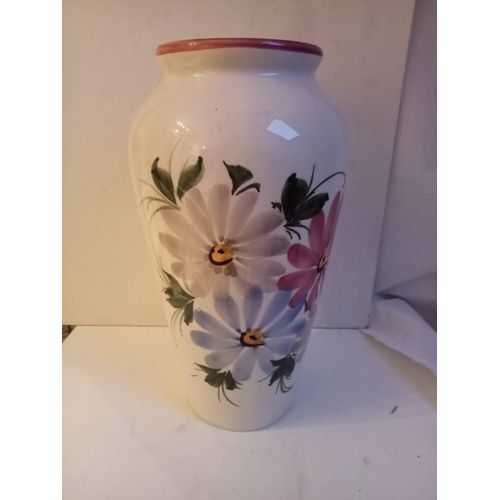 vase en faience émaillé blanc décor fleural hauteur 25 cm diamètre 13 cm 850gr