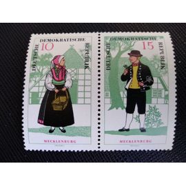 Timbre Allemagne / Rda Yt 914 - 915 Costumes Mecklenburg 1966 ( 090306 )