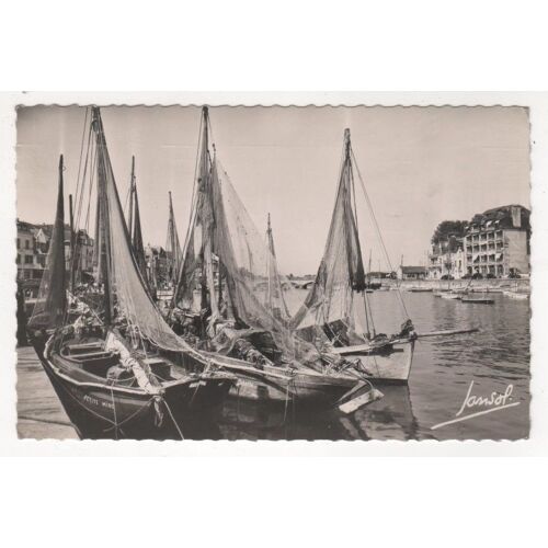 Carte Postale Le Port De La Baule Et Du Pouliguen 1957 Bateau Peche Chalutier