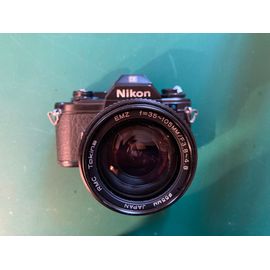 Nikon EM argentique et Objectif Tokina 35/105 F 3.8/4.8