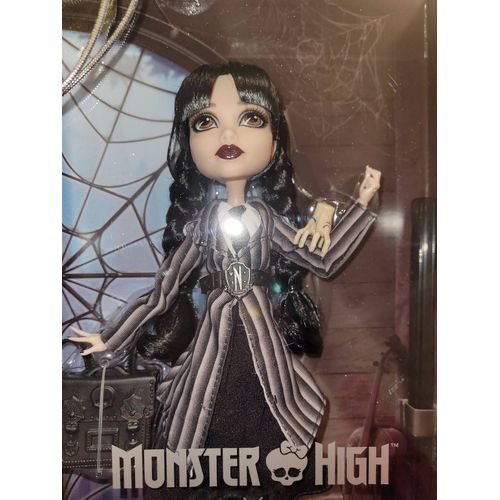 Poupée Monster High Mercredi Adams Scellée