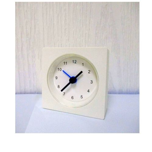 Horloge BLANCHE de chevet table Carré Bureau Petit Réveil VoyageÀ Quartz Mignon Portable Montre Mode décoration intérieure Trotteuse 7.5 cm