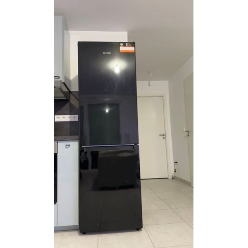 Réfrigérateur INDESIT LI8S1EK