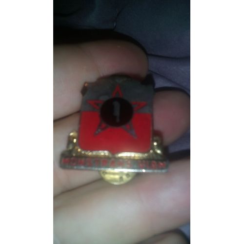 Insigne Us Army 528 Th Régiment D'artillerie Monstrans Viam