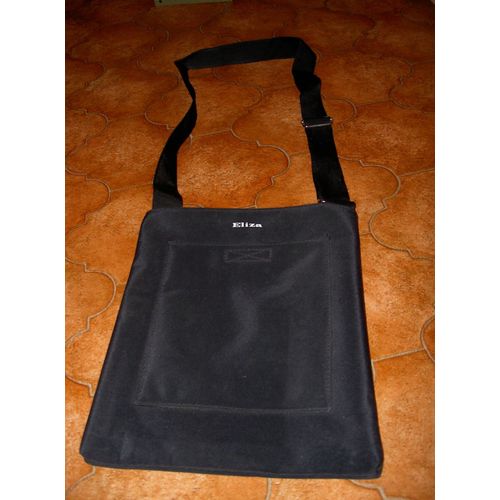 Sac À Main Sacoche Rectangulaire 25 X 30 Cm Calvin Klein Eliza Simili Cuir Noir