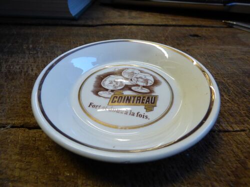 Cendrier Cointreau Fort Et Doux À La Fois 