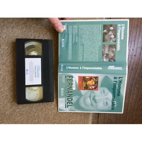 Vhs Fernandel L'homme À L'imperméable
