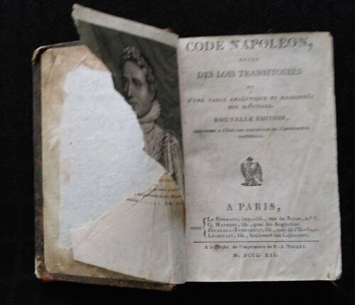 Code Napoléon Suivi Des Lois Transitoires