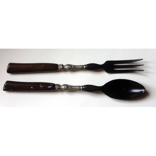 Couverts A Salade En Metal Argente - Corne Et Bois