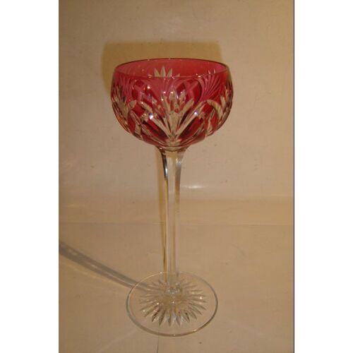 Verre A Vin Blanc Haut Sur Pieds En Cristal De Couleur Taille /