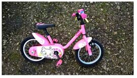 Velo Decathlon Petit Enfant 14 P Ticha Rose B'twin Acier 14" Ajustable Vtc Bicyclette Tres Solide Roues Libres Pneus Gonflables A Crampons Btwin Carter Coque Protection Securit Facile Sport Equilibre 