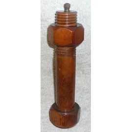 Moulin A Poivre Fantaisie Bois Massif Verni