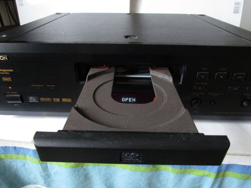 DENON DVD 2200