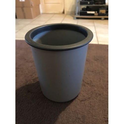 Pot A Ustensiles Ou Pot A Couverts Tupperware