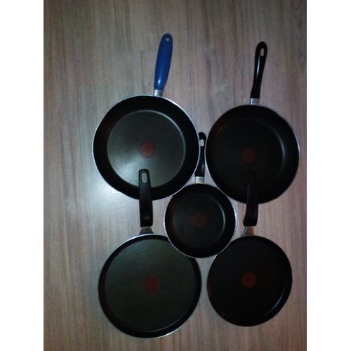 Lot De 3 Poeles Et 2 Crepieres Tefal