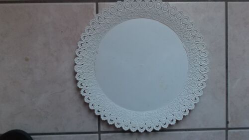 1 Ancien Plat Rond En Plastique Blanc Vintage/Plasticos Cabeza