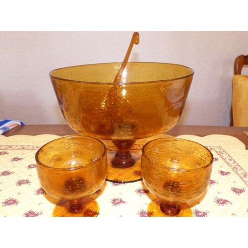 Service Sangria Ou Punch En Verre Bullé