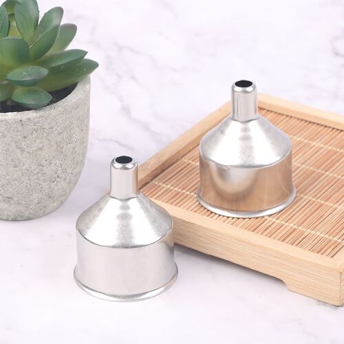 2 Entonnoirs Portables En Acier Inoxydable, Mini Entonnoirs À Petite Bouche, Bouteille De Vin De Bar, Accessoires De Cuisine Universels À Longue Bouche