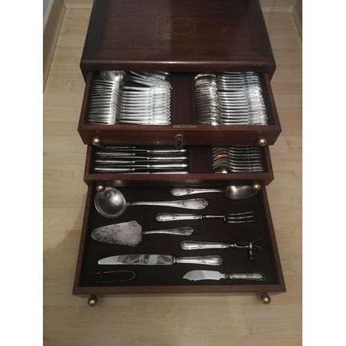 Menagere Complète 104 Pièces Metal Argenté Ercuis Dans Meuble En Bois À Tiroirs