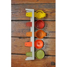 Passoires Vintage Avec Support Mural Tupperware