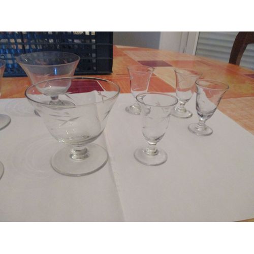 12 Verres À Liqueur En Semi Cristal