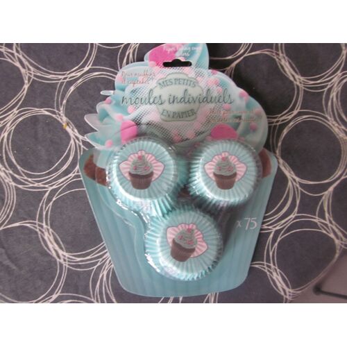 Mes Petits Moules Individuels En Papier. 75 Moules Pour Cuire Et Presenter Muffins Et Cupcakes.
