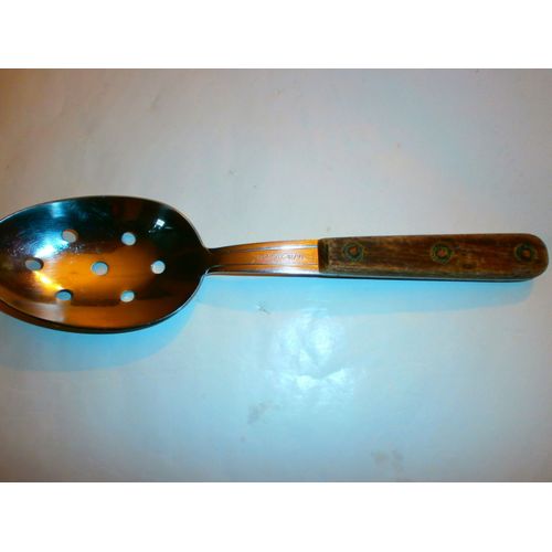 Longue Cuillere Metal Trouée De Cuisinier