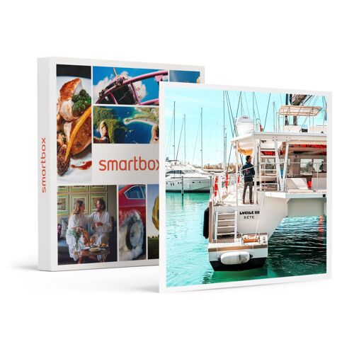 Sortie En Catamaran D'1h30 Pour 2 Personnes Depuis La Grande-Motte - Smartbox - Coffret Cadeau Sport & Aventure
