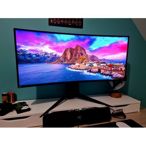 Écran gaming incurvé AlienWare 34" 3K AW3418DW Ultra large GSync