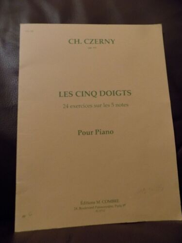 Les Cinq Doigts - 24 Exercices - Opus 777. 