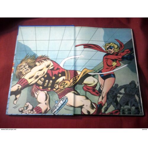 Miss Marvel  N° 23 : Guerre Sous Les Flots
