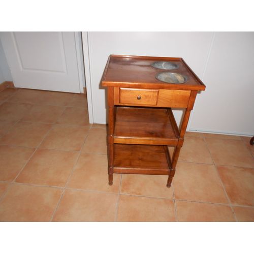 Table D'appoint Avec Trois Plateaux Et Un Tiroir ..