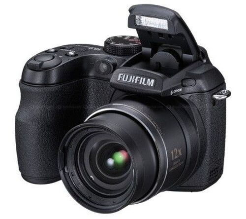 Fujifilm FinePix S1500 Appareil photo Reflex numérique 10 Mpix Zoom Optique 12x Ecran LCD 2,7" Noir