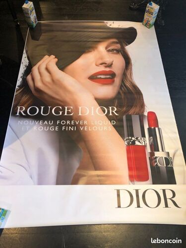 Dior Affiche Nathalie Portman Rouge À Lèvre