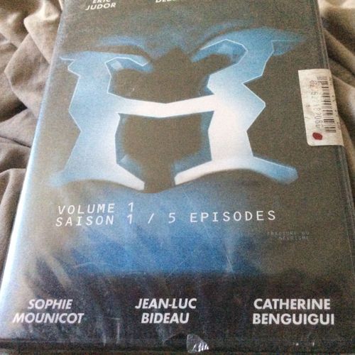 Dvd H Saison 1 Episodes 1 A5