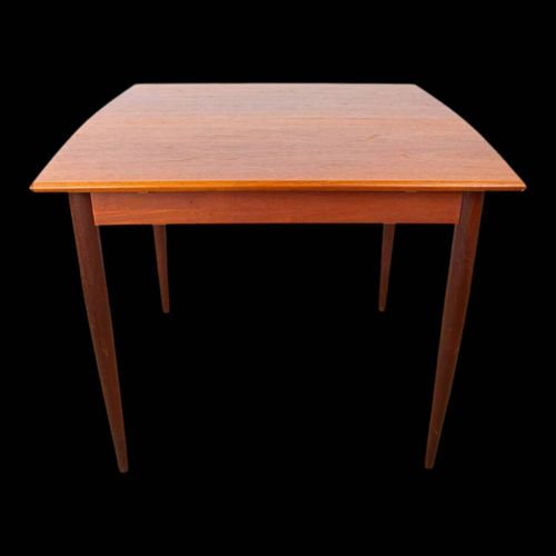 Petite Table Danoise Carre Oblongue Extensible En Teck Pour Repas Ou Jeux Marron