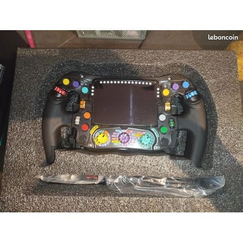 Volant Mercedes AMG Formula one team sim Racing Steering wheel 2024 marque Simlab