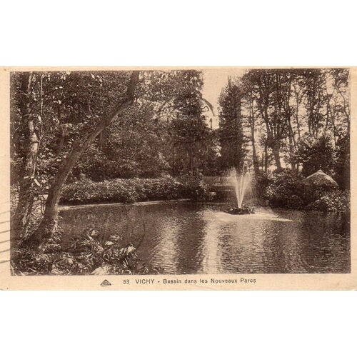 Carte Postale Ancienne  - Vichy - Bassin Dans Les Nouveaux Parcs