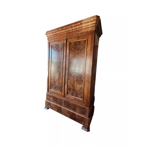 Armoire Louis Philippe Beige