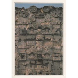Uxmal, " Le Quadrilatère Des Nonnes ", Mexique.