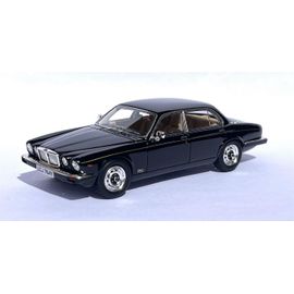 Jaguar Xj6 Siii 4.2 Damson Noire 1979 1/43 Matrix-Matrix