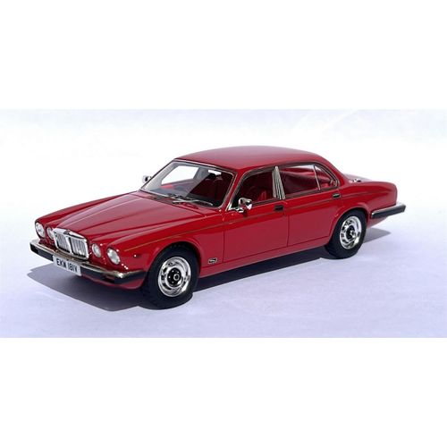 Jaguar Xj6 Siii 4.2 Damson Rouge 1979 1/43 Matrix-Matrix