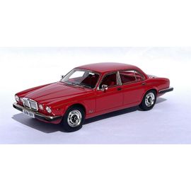 Jaguar Xj6 Siii 4.2 Damson Rouge 1979 1/43 Matrix-Matrix