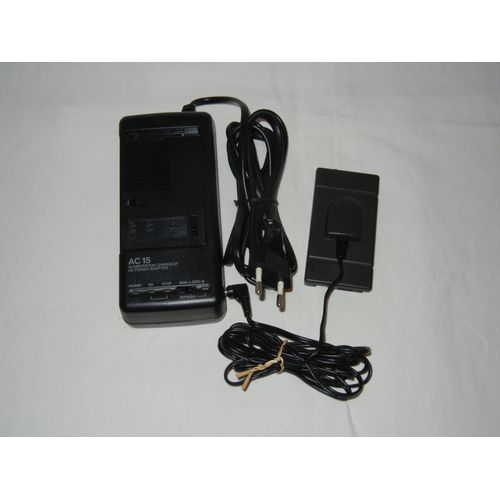 Chargeur THOMSON AC15 pour caméscope VM90